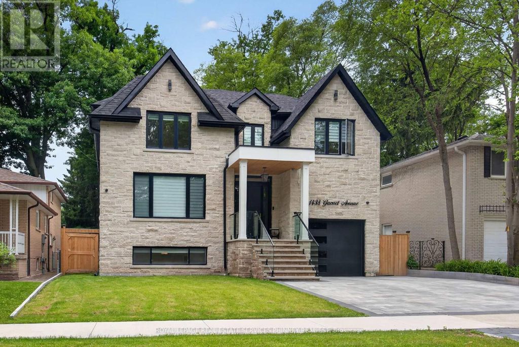 1438 Garnet Avenue, Mississauga (mineola)