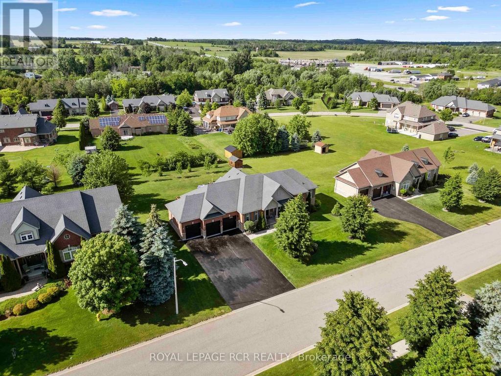 6 Masters Creek Boulevard, Mono