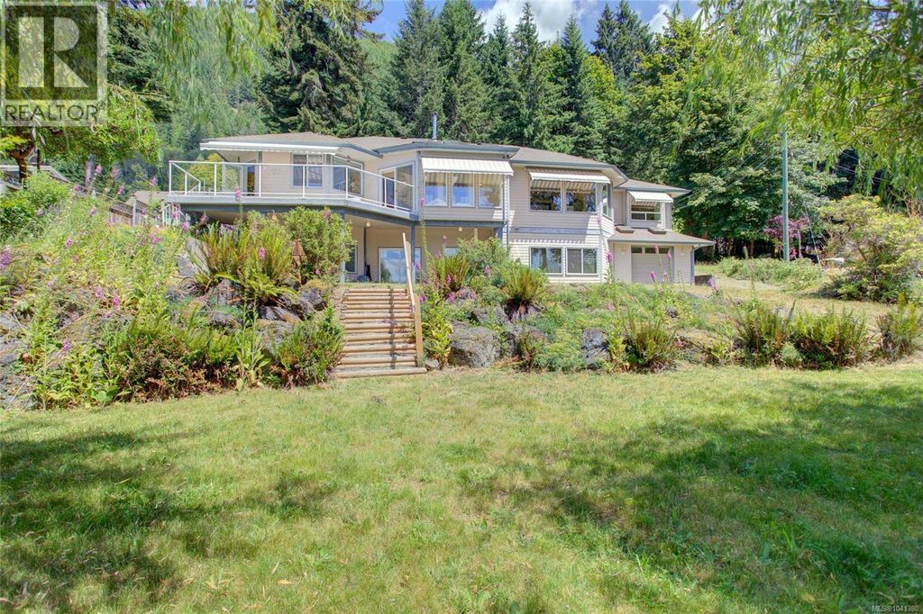 10164 Youbou Rd, Youbou