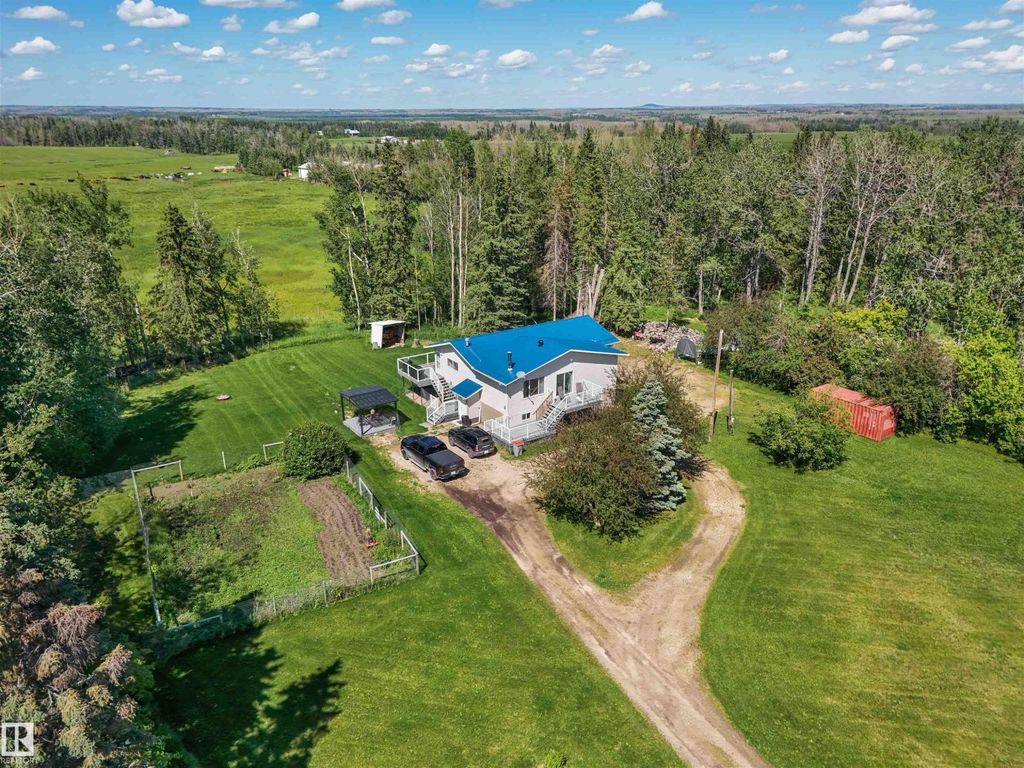 310 Hwy 13 E, Alder Flats
