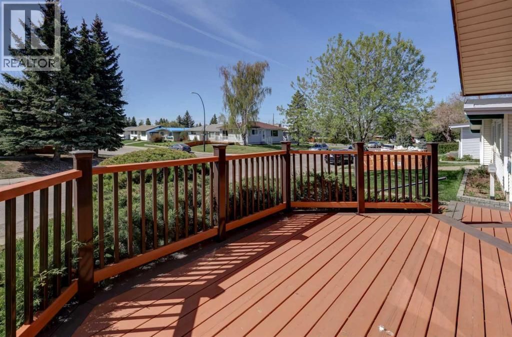 2328 Munro Drive Ne, Calgary