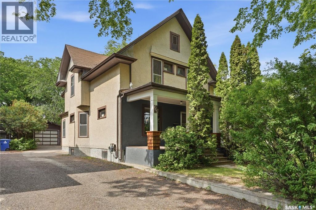 606 Bedford Road, Saskatoon