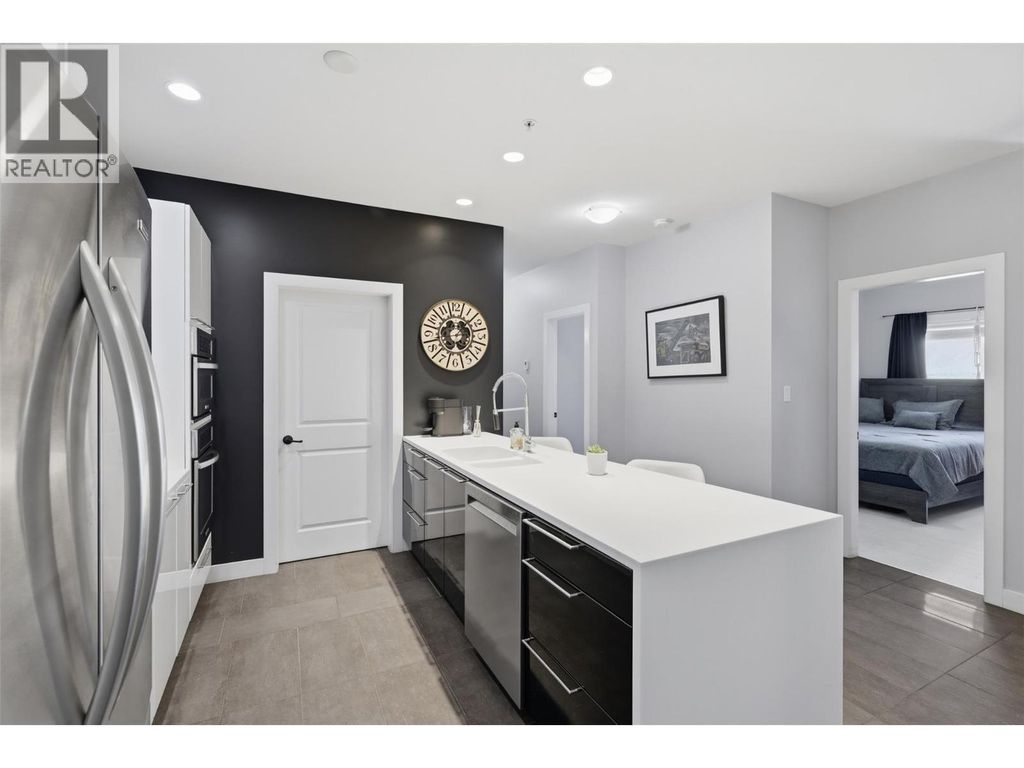 5170 Dallas Drive Unit# 411, Kamloops