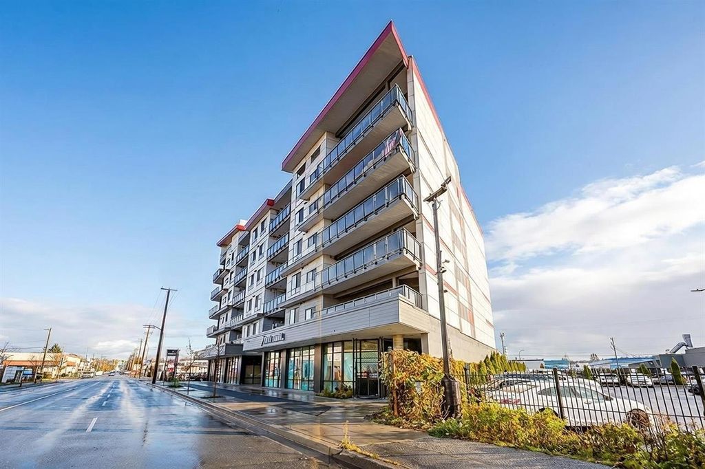 214 20061 Fraser Highway, Langley