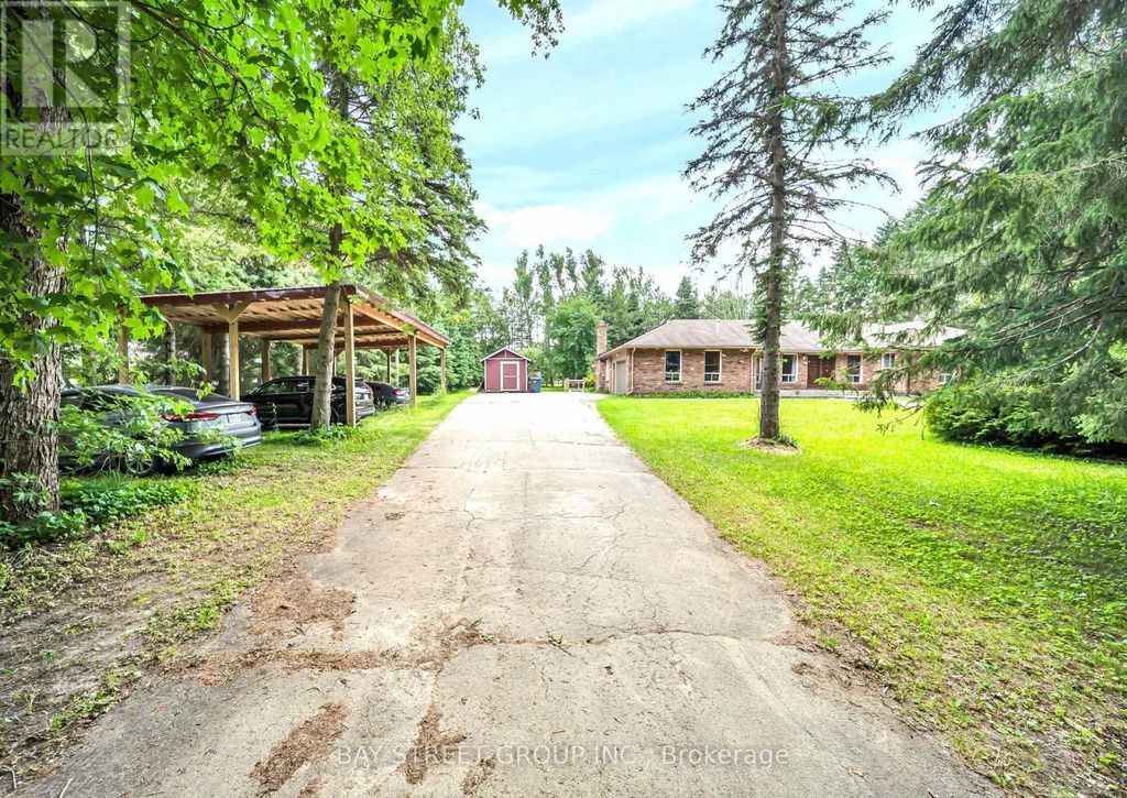 49 Maplewood Drive, Amaranth