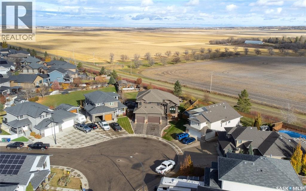 1242 Willowgrove Court, Saskatoon