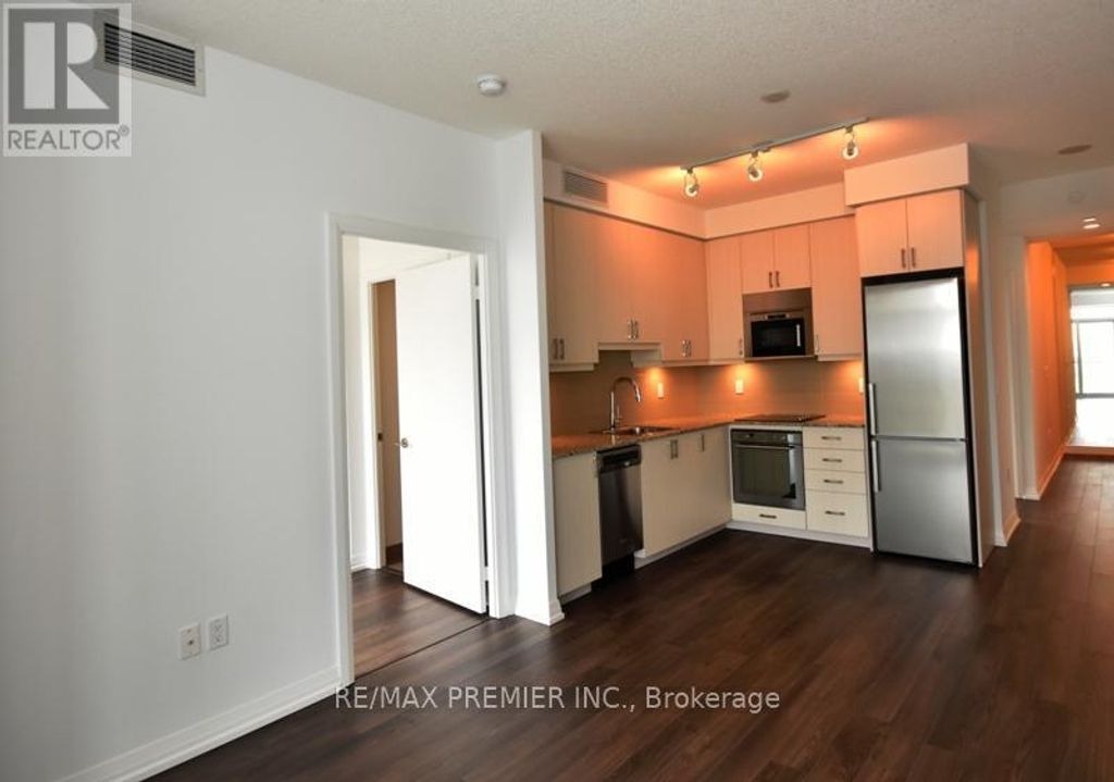 2302 - 55 Ann O'reilly Road, Toronto (henry Farm)
