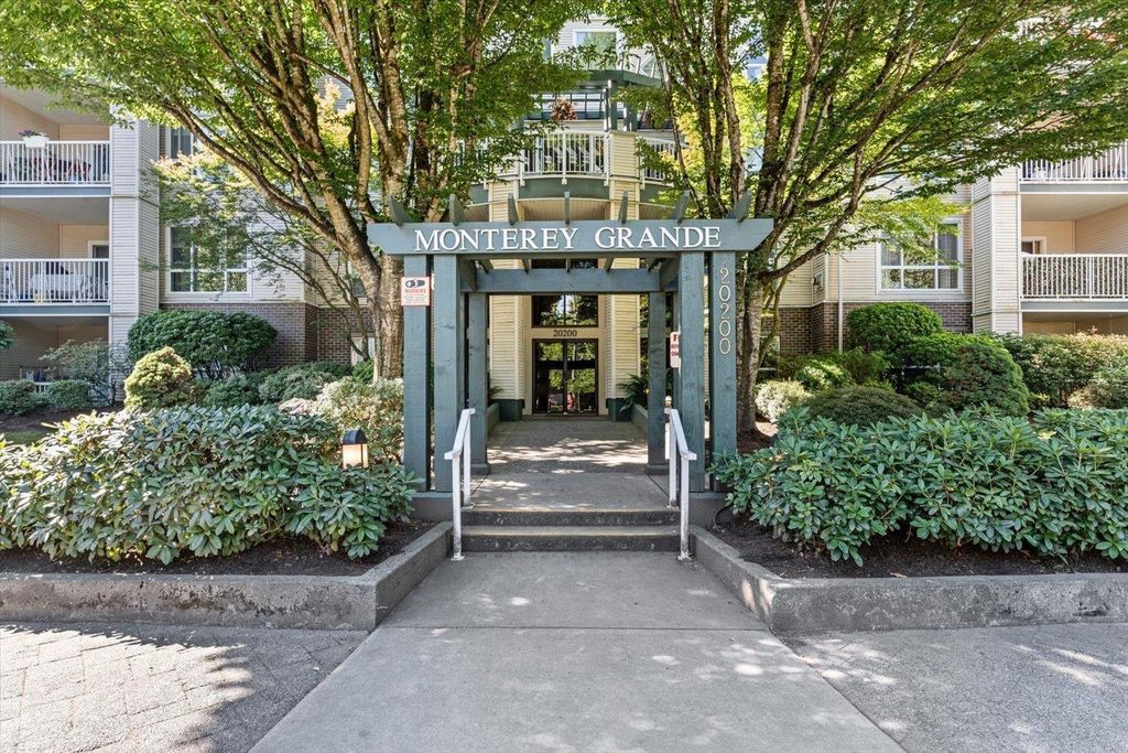 209 20200 54a Avenue, Langley