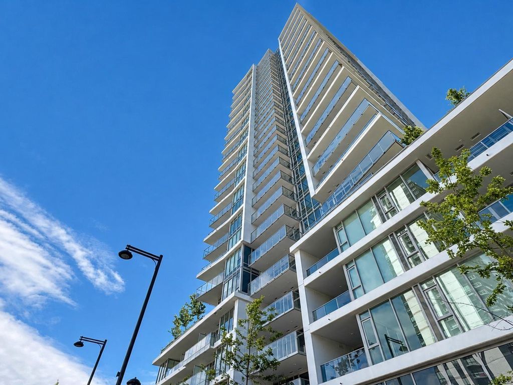 1004 9675 King George Highway, Surrey