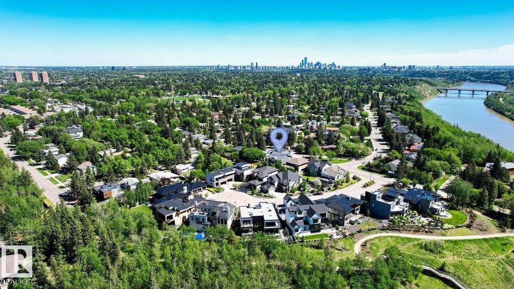 7216 156 St Nw, Edmonton