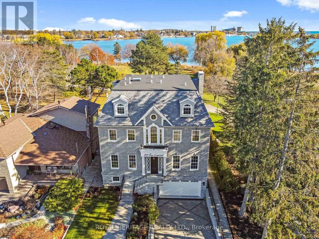 968 Essa Crescent, Pickering (west Shore)