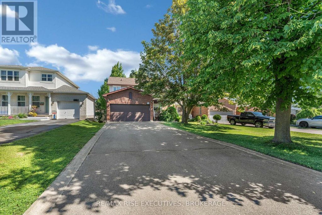 1304 Fisher Crescent, Kingston (city Southwest)