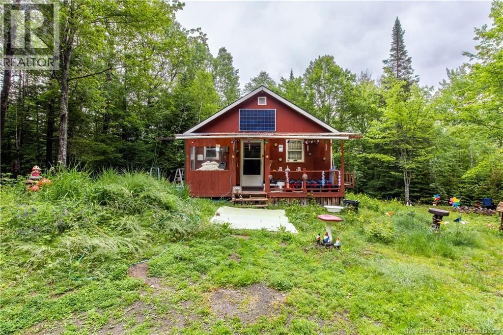 76 Back Road, Summerfield