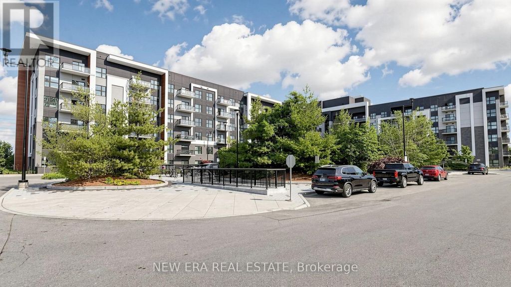229 - 128 Grovewood Common, Oakville (go Glenorchy)