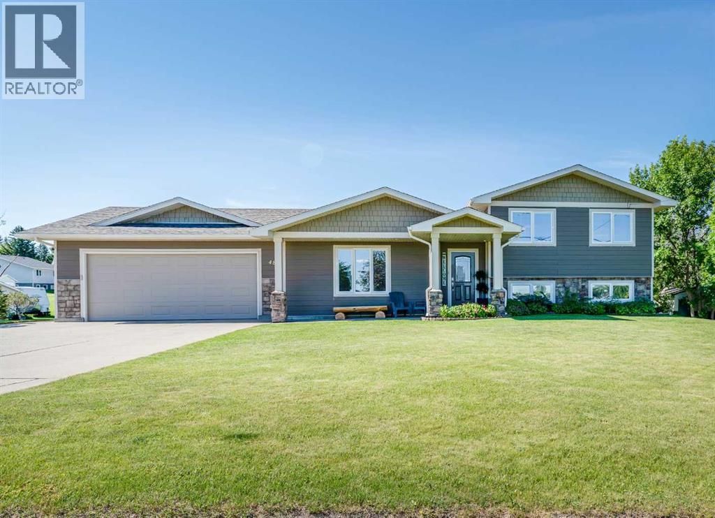 48 7th Avenue E, Cardston