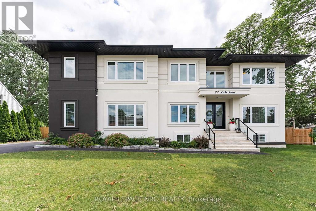 22 Lake Street, Grimsby (grimsby Beach)