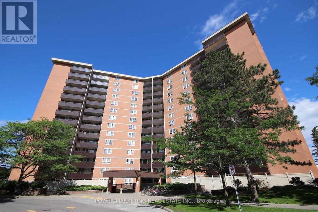 810 - 2020 Jasmine Crescent, Ottawa
