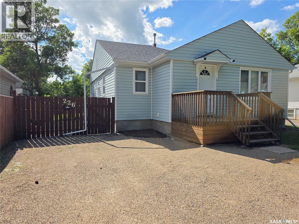 226 9th Avenue Ne, Swift Current