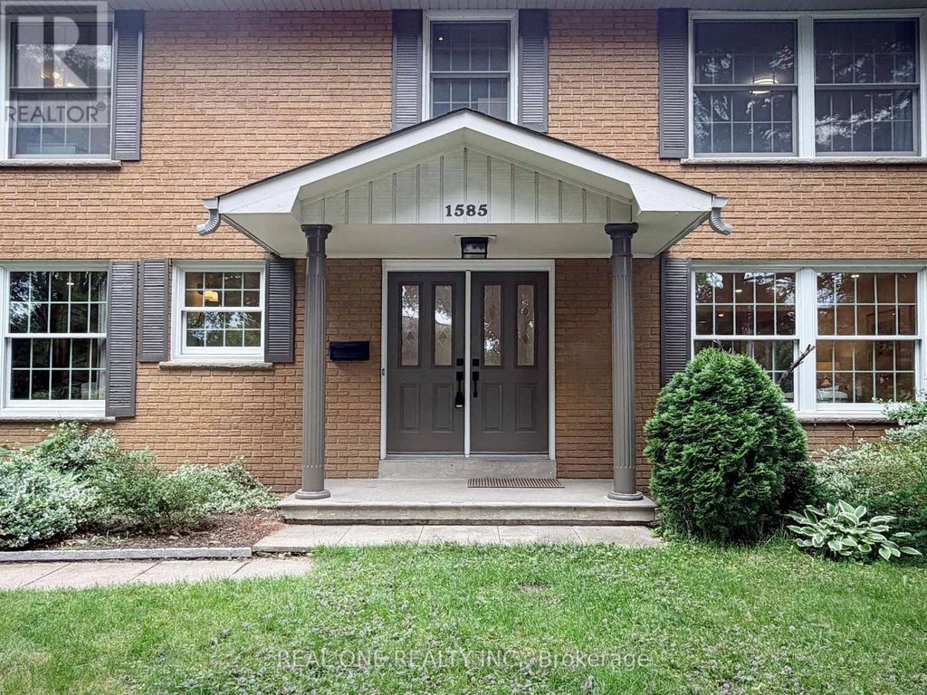 1585 Crombie Road, Mississauga (lorne Park)