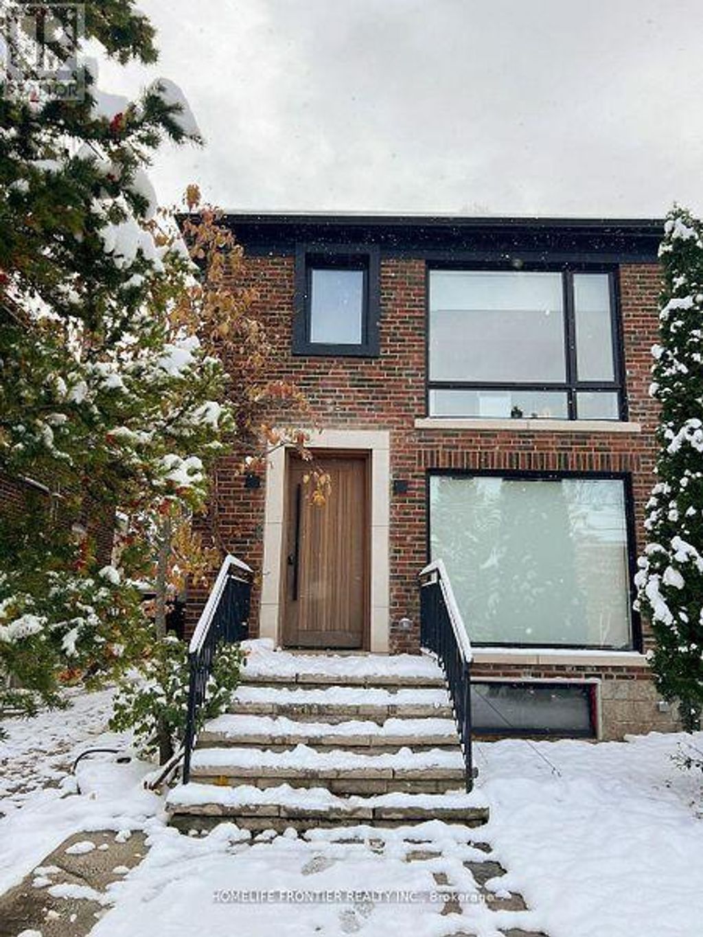 127 Glenvale Boulevard, Toronto (leaside)