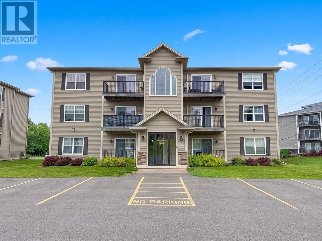 306 204 Shakespeare Drive, Stratford