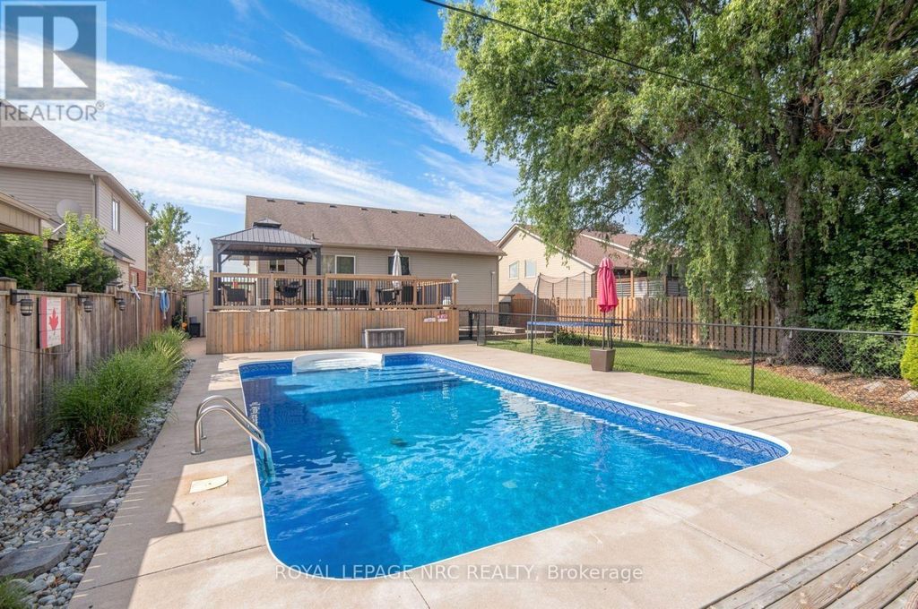 4001 Weinbrenner Road, Niagara Falls (chippawa)