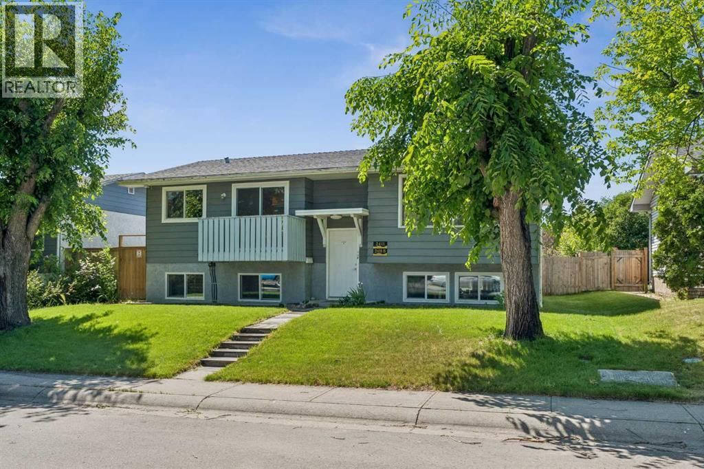 2411 51 Street Ne, Calgary