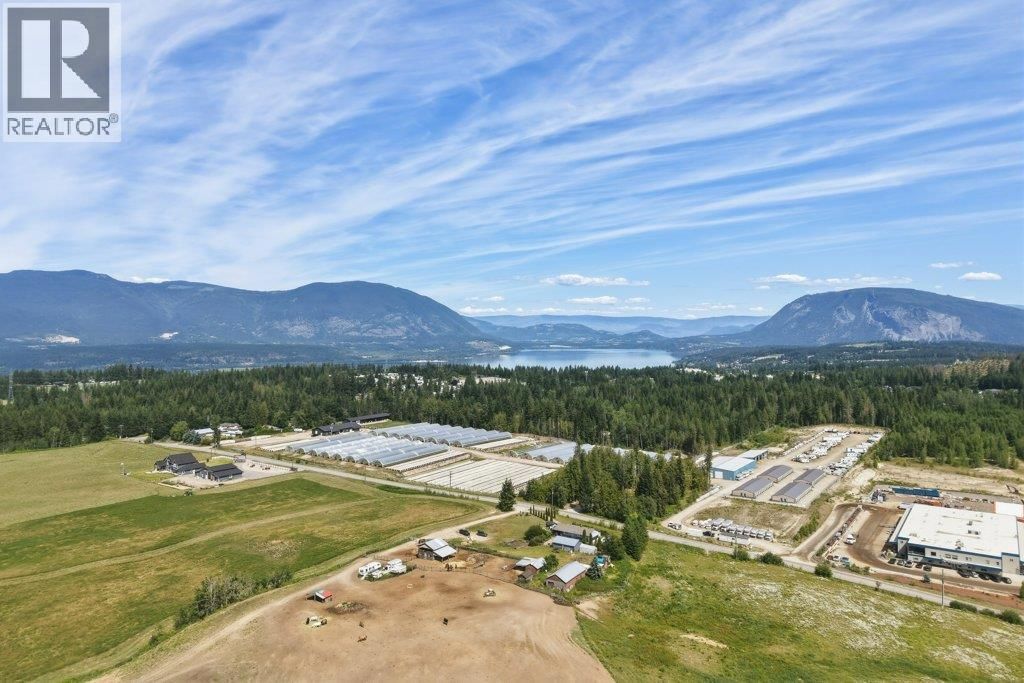 3580 20 Avenue Se, Salmon Arm