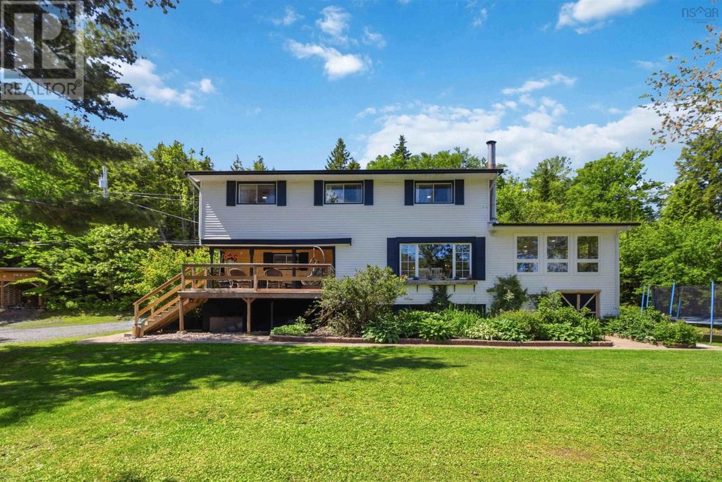 20 Kings Way, Lake Echo