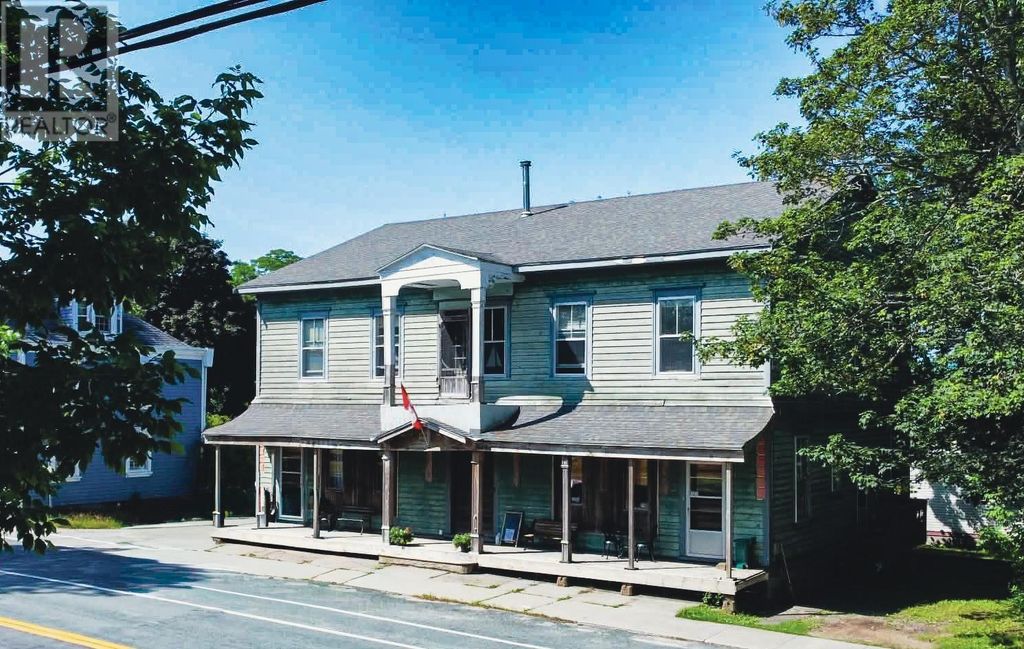 121 Water Street, Shelburne