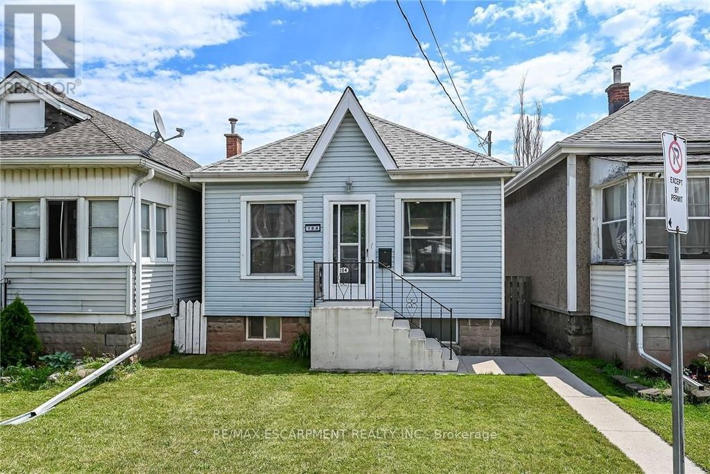 184 London Street N, Hamilton (crown Point)