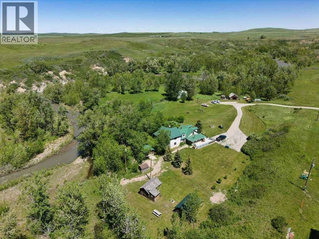 4221 6 Highway, Twin Butte