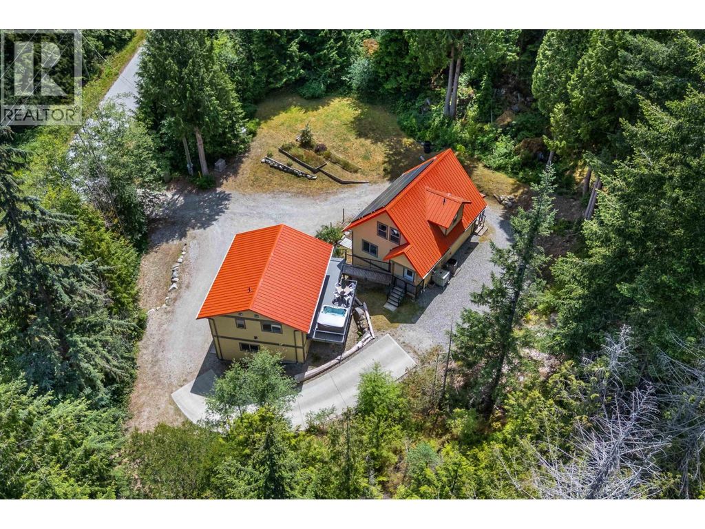 5823 Leaning Tree Road, Halfmoon Bay
