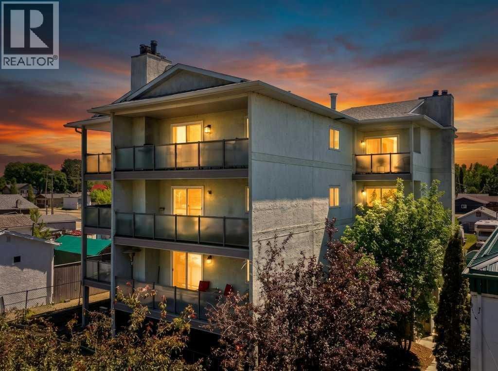 6, 4415 Lakeshore Drive, Sylvan Lake
