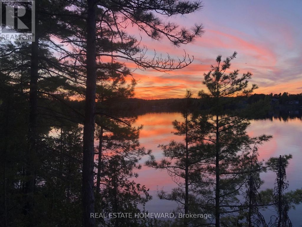 Boat Access On Mason Island, French River