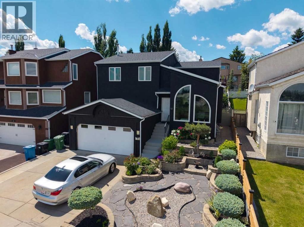 41 Sidon Crescent Sw, Calgary