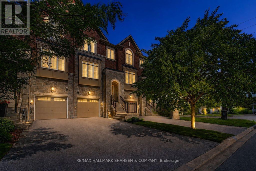211 Appleton Court, Newmarket (central Newmarket)