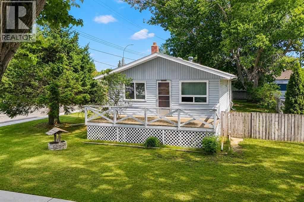 5259 51 Street, Lacombe