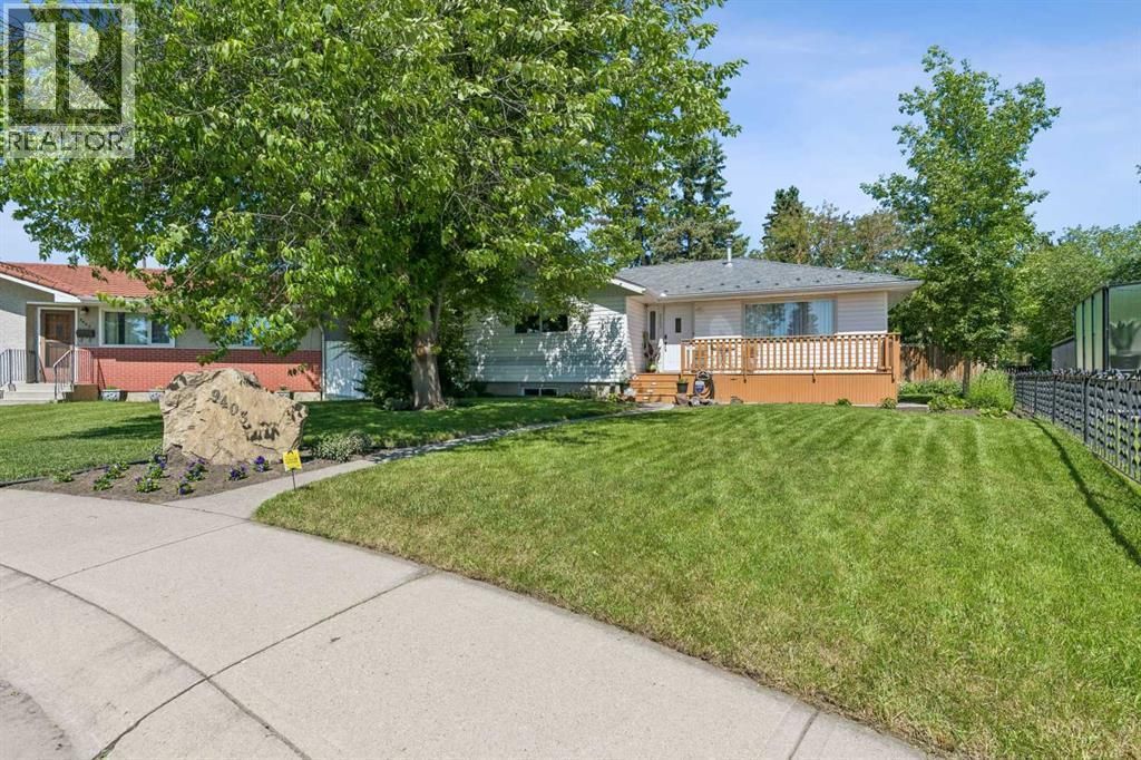 9403 Abbott Place Se, Calgary
