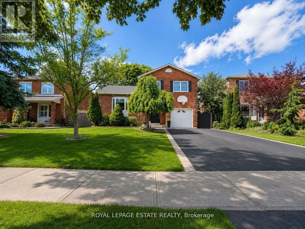 130 William Stephenson Drive, Whitby (blue Grass Meadows)