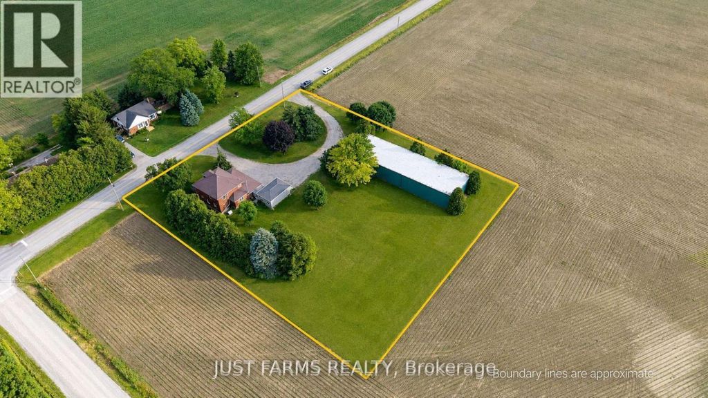 8297 St. Andrew's Line, Chatham-Kent (dover)