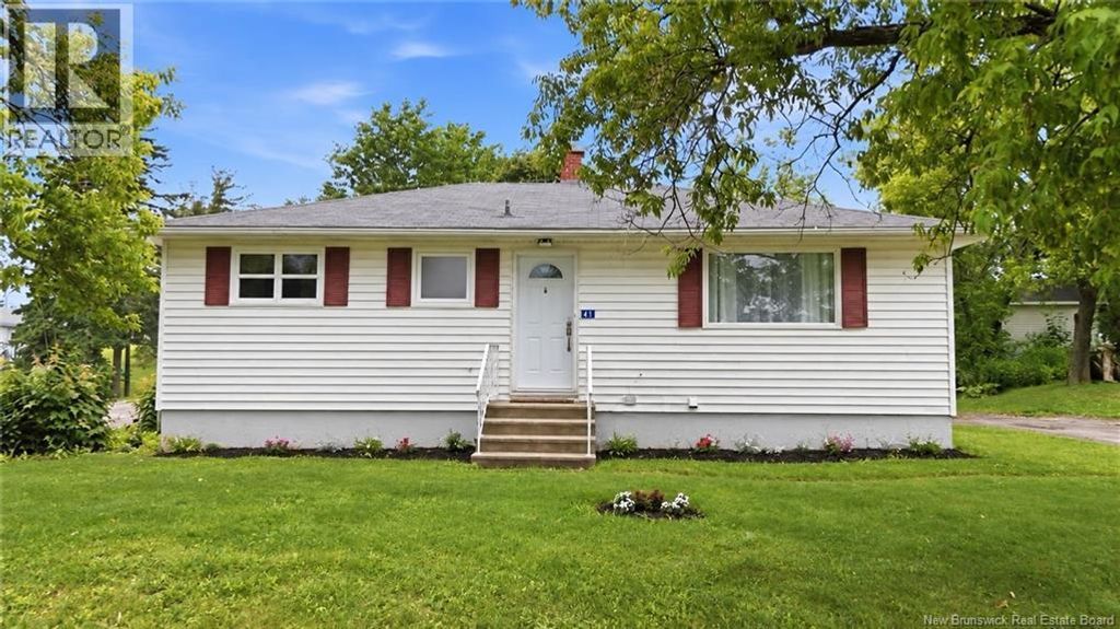 41 Highlandview Road, Moncton