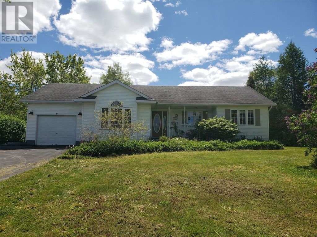 154 Main Street S, Glovertown