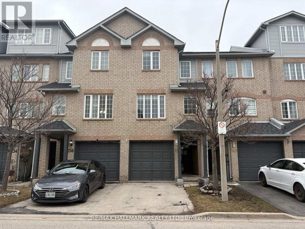 138 Spadina Road, Brampton (brampton West)