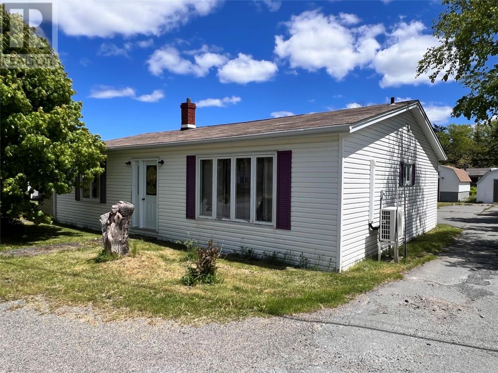 1 Turkswater Road, Makinsons