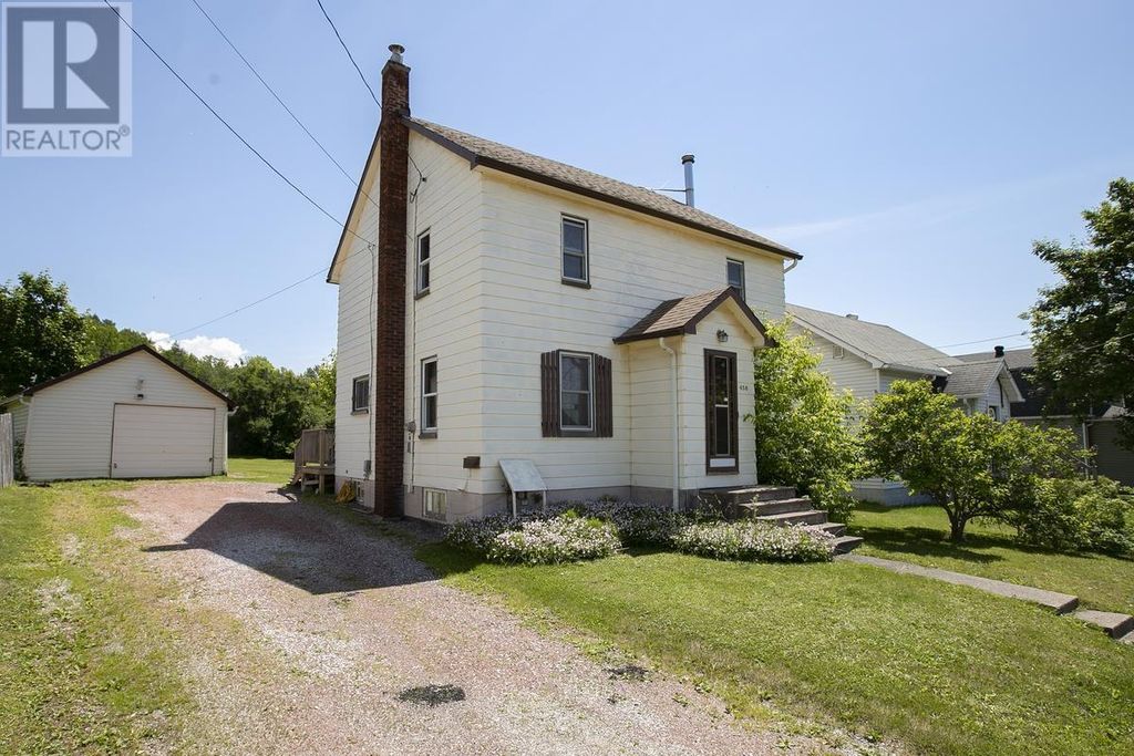458 North St, Sault Ste. Marie