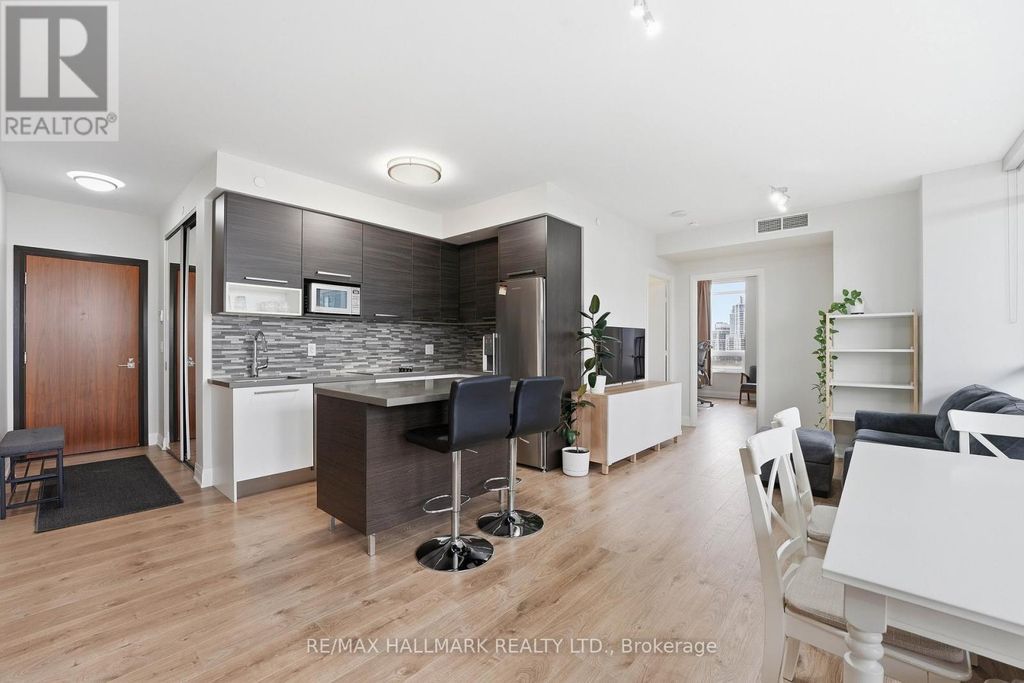 710 - 36 Park Lawn Road, Toronto (mimico)