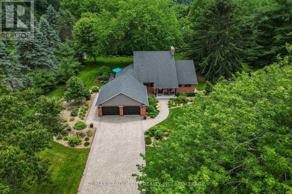 656 Memorial Drive, Pelham (fenwick)