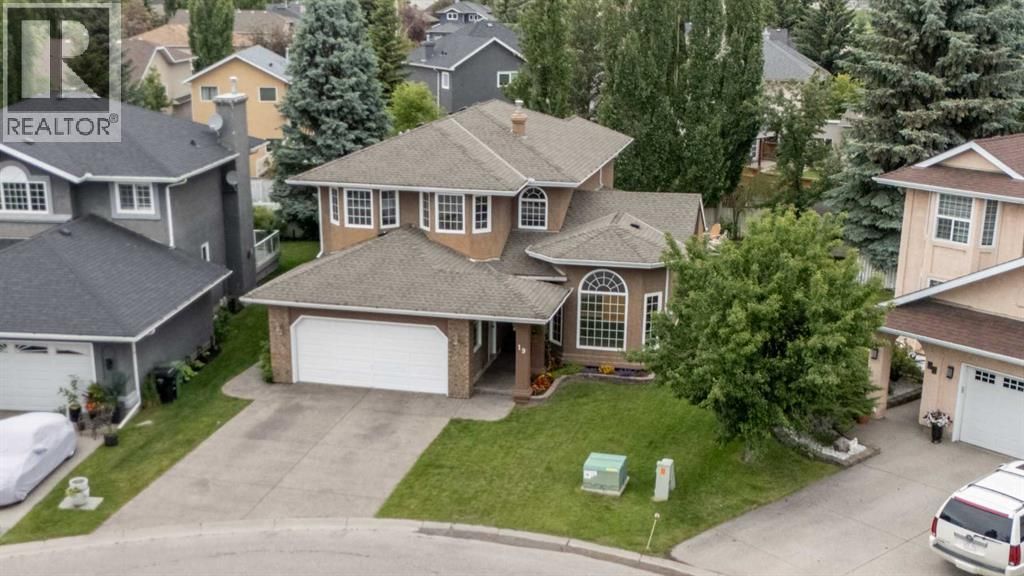 19 Mckenzie Lake Manor Se, Calgary