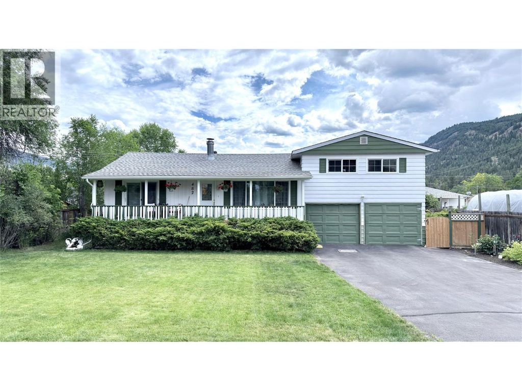482 Sixth Avenue, Midway